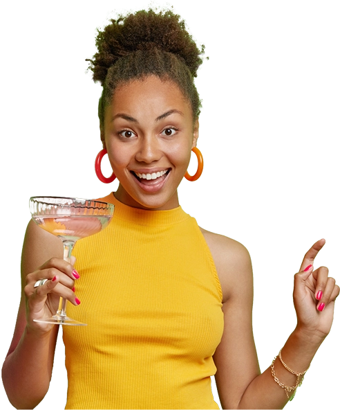 Mujer Tomando Coctel